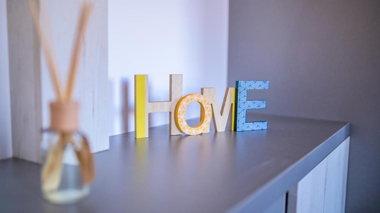 Apartman Epicent ทูซลา ภายนอก รูปภาพ